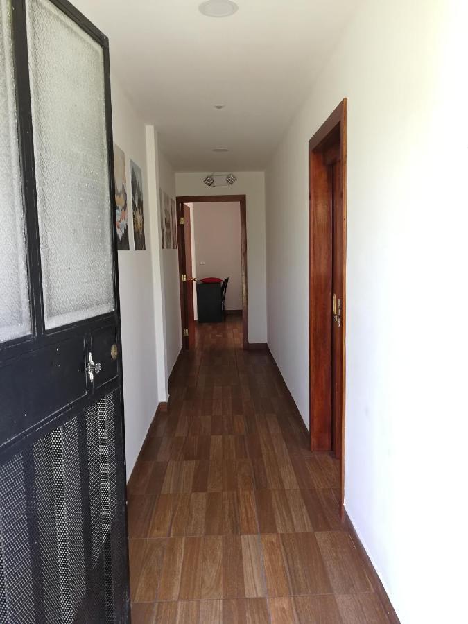 Chapelet Hostal Tababela Exteriér fotografie