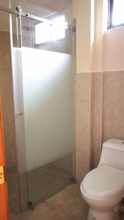 Chapelet Hostal Tababela Exteriér fotografie